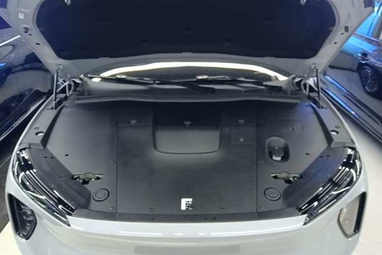 Used Nio ES6 2024 75 kWh Engine Bay