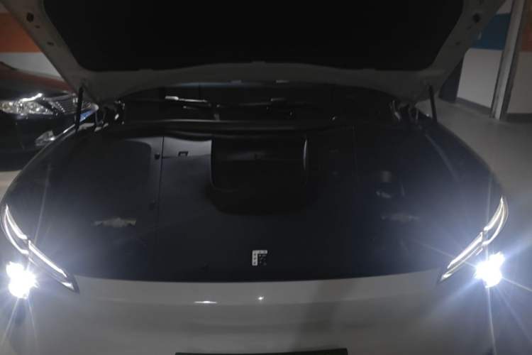 Used Nio ES6 2024 75 kWh Engine Bay