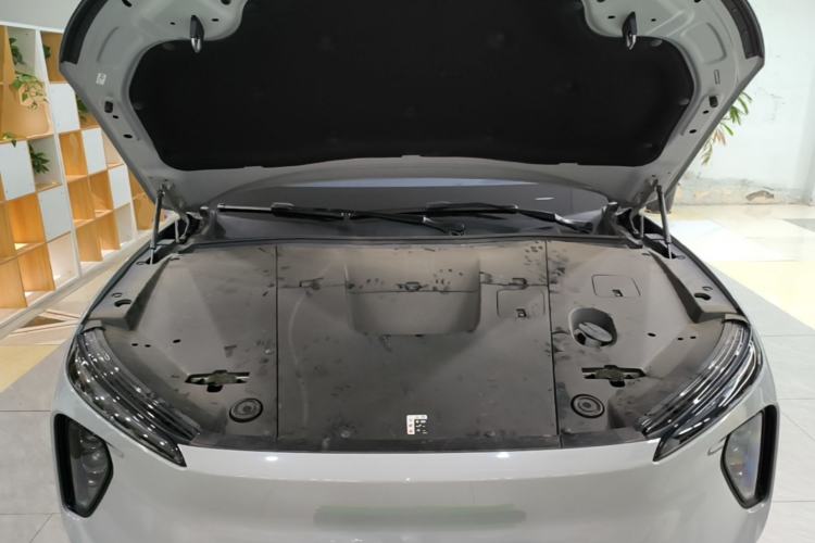 Used Nio ES6 2024 75 kWh Engine Bay