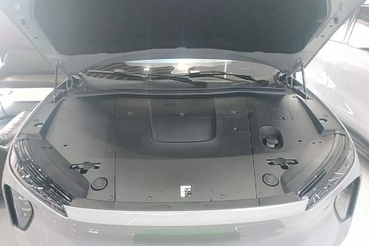 Used Nio ES6 2024 75 kWh Engine Bay