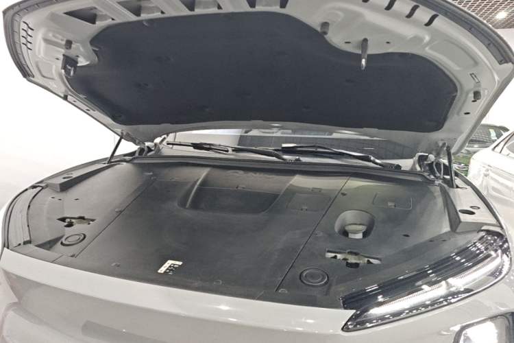 Used Nio ES6 2024 75 kWh Engine Bay