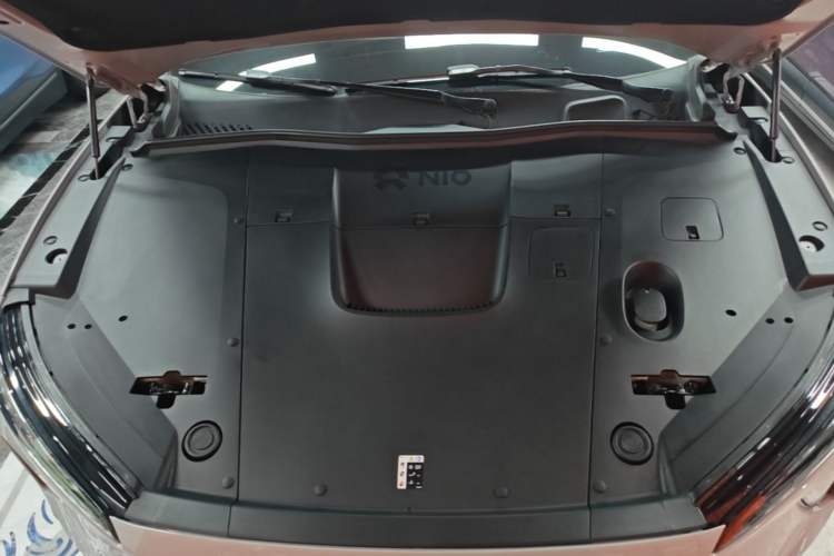 Used Nio ES6 2024 75 kWh Engine Bay