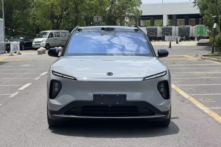 Used Nio ES6 2024 75 kWh Exterior 1