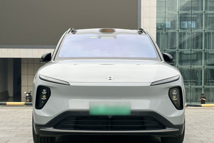 Used Nio ES6 2024 75 kWh Exterior 2