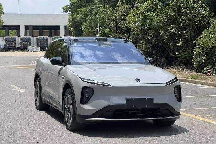 Used Nio ES6 2024 75 kWh Exterior 2