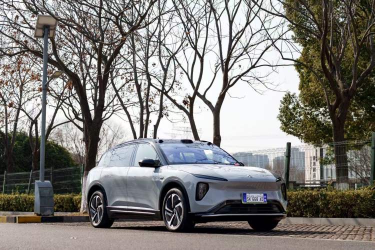 Used Nio ES6 2024 75 kWh Exterior 2