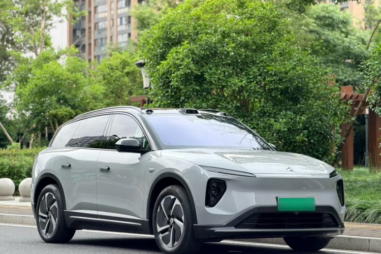 Used Nio ES6 2024 75 kWh Exterior 2