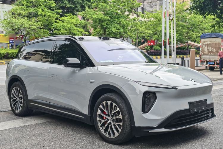 Used Nio ES6 2024 75 kWh Exterior 2