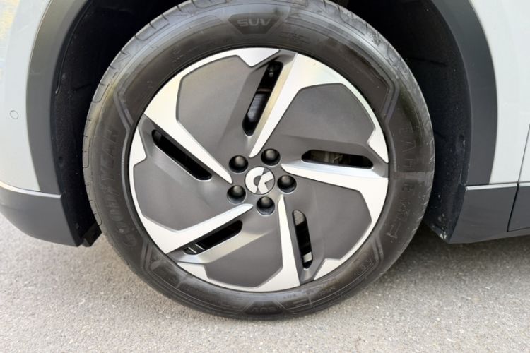 Used Nio ES6 2024 75 kWh Exterior 2