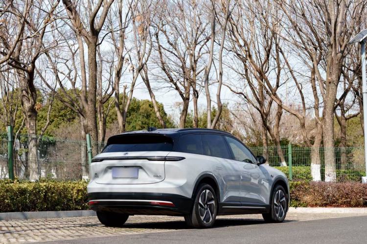 Used Nio ES6 2024 75 kWh Exterior 3