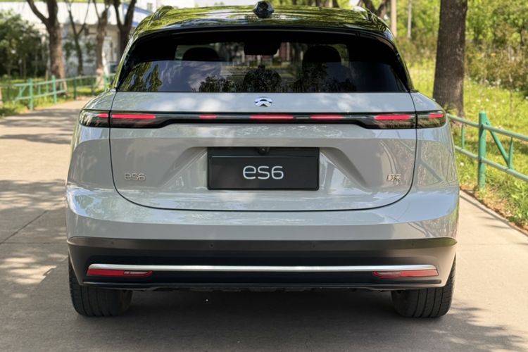 Used Nio ES6 2024 75 kWh Exterior 3