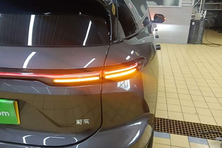 Used Nio ES6 2024 75 kWh Exterior 3