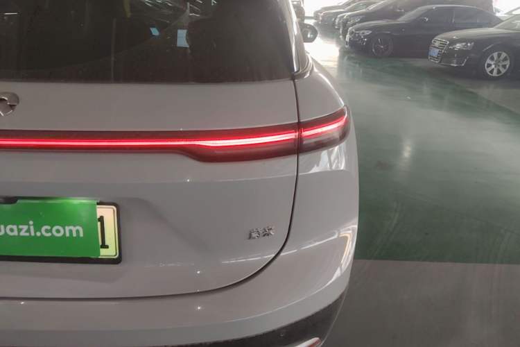 Used Nio ES6 2024 75 kWh Exterior 3