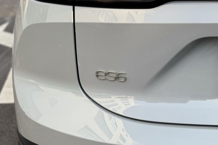 Used Nio ES6 2024 75 kWh Exterior 4