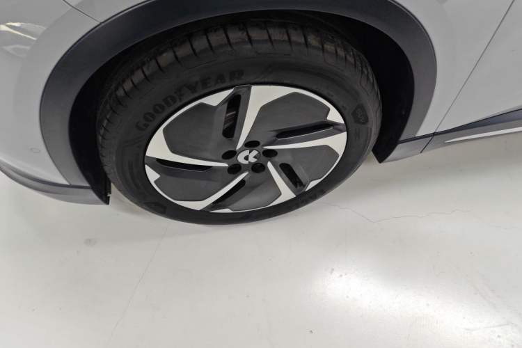 Used Nio ES6 2024 75 kWh Exterior 4