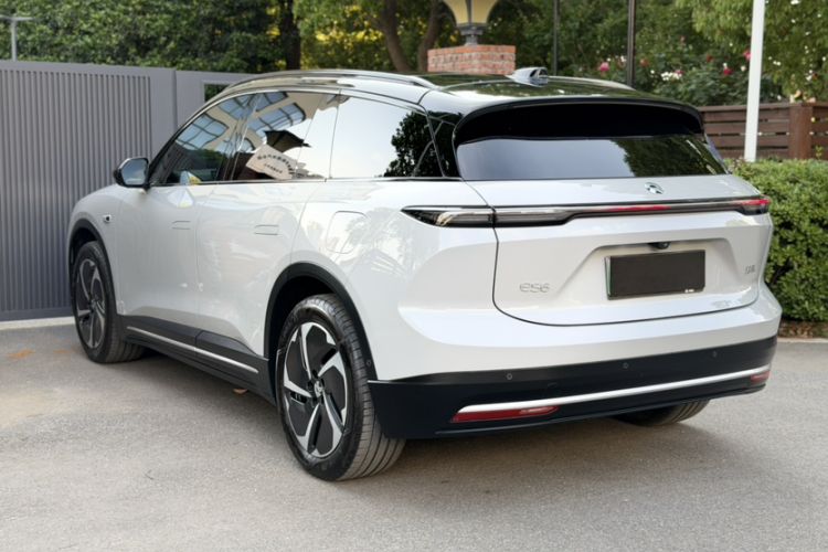 Used Nio ES6 2024 75 kWh Exterior 4