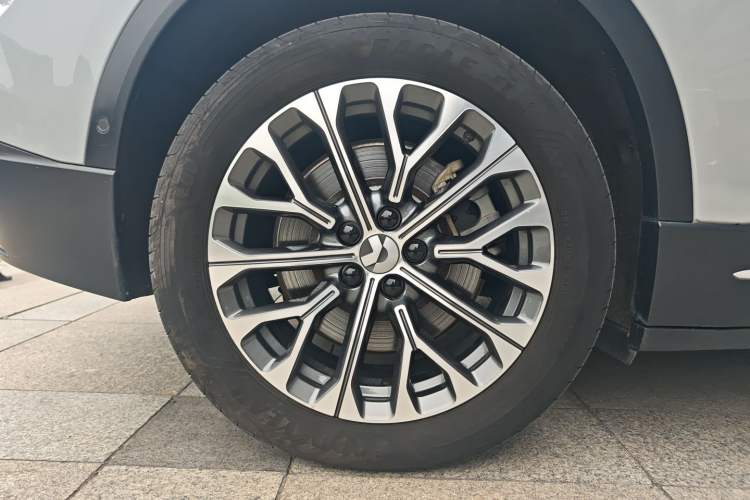 Used Nio ES6 2024 75 kWh Exterior 4