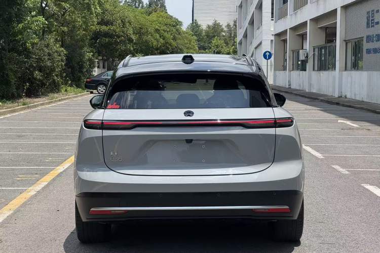 Used Nio ES6 2024 75 kWh Exterior 5