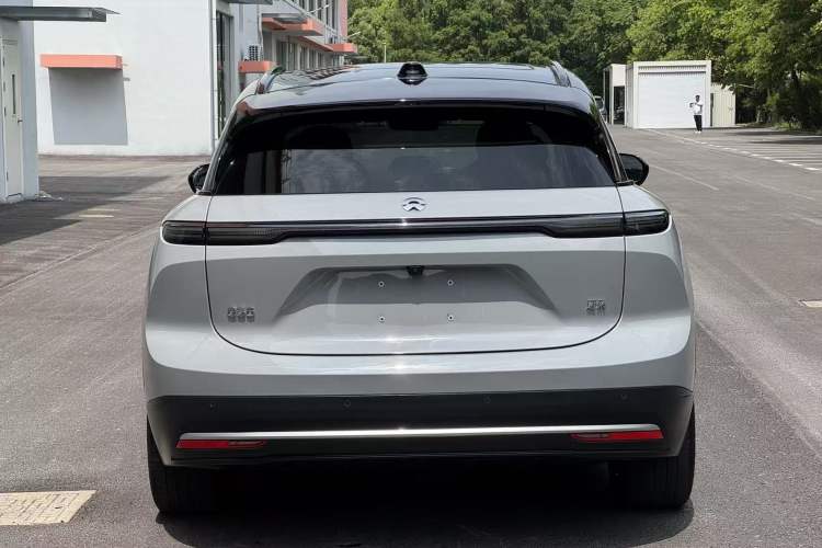 Used Nio ES6 2024 75 kWh Exterior 5