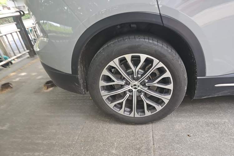 Used Nio ES6 2024 75 kWh Exterior 5