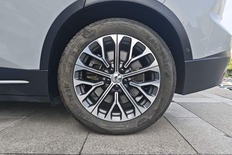 Used Nio ES6 2024 75 kWh Exterior 5