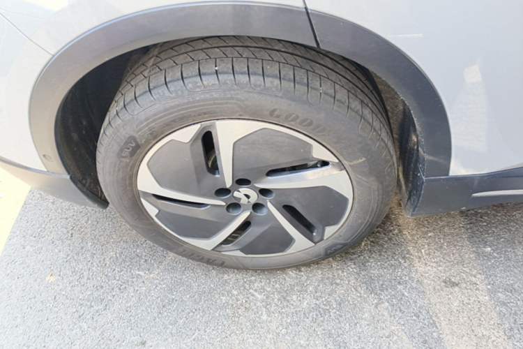 Used Nio ES6 2024 75 kWh Exterior 5