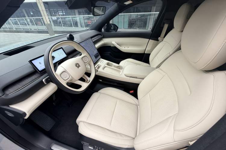 Used Nio ES6 2024 75 kWh Exterior 6