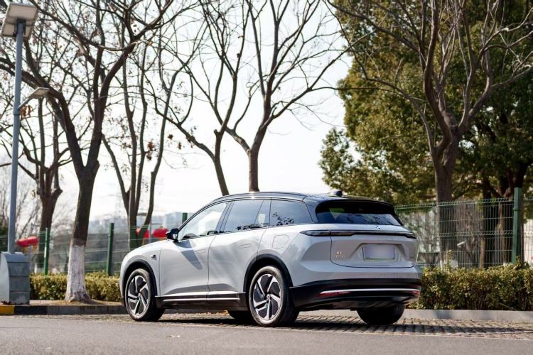 Used Nio ES6 2024 75 kWh Exterior 6