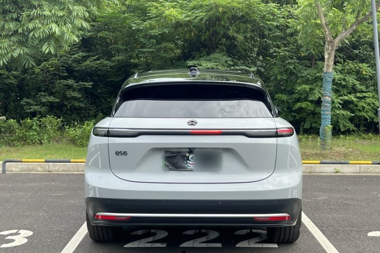 Used Nio ES6 2024 75 kWh Exterior 8