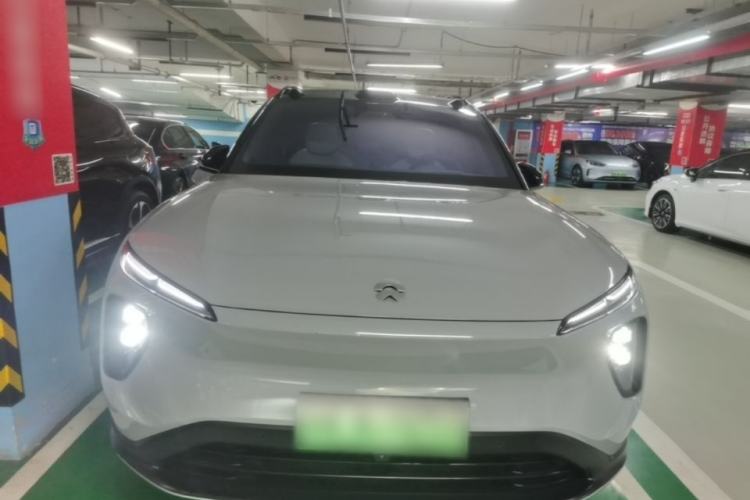 Used Nio ES6 2024 75 kWh Front