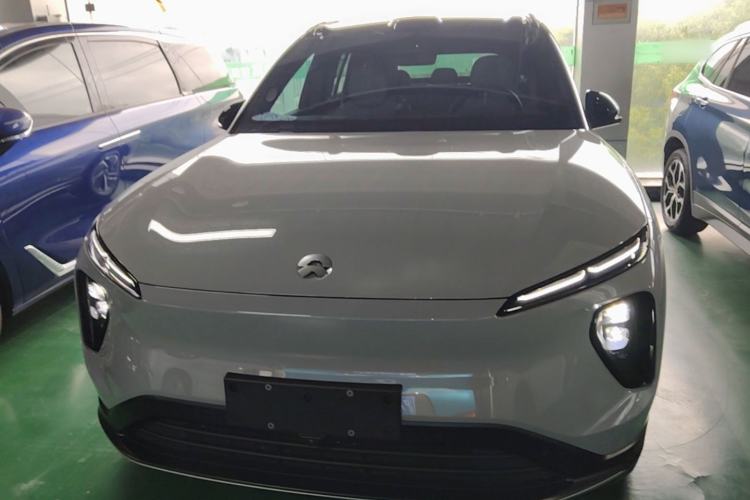 Used Nio ES6 2024 75 kWh Front