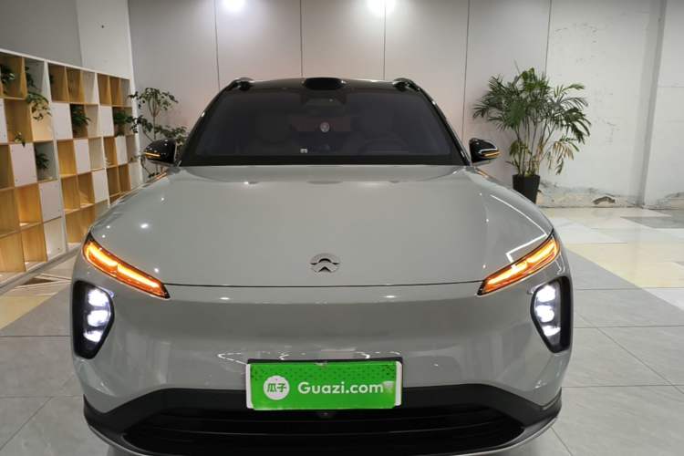 Used Nio ES6 2024 75 kWh Front