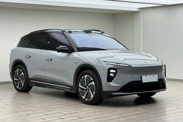 Used Nio ES6 2024 75 kWh Front Right 45 Deg