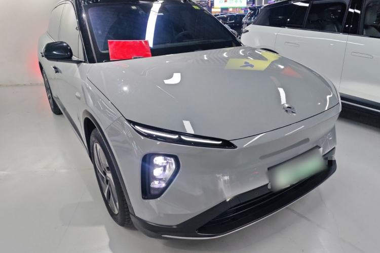 Used Nio ES6 2024 75 kWh Front Right 45 Deg