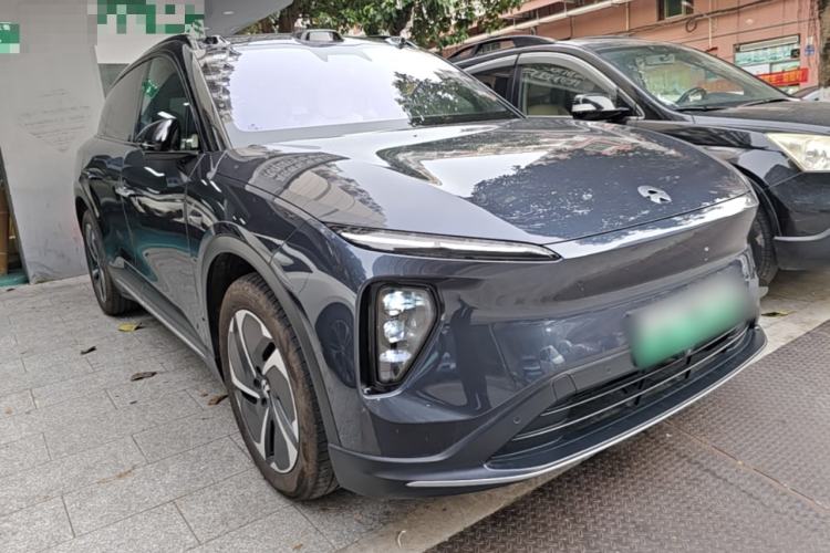 Used Nio ES6 2024 75 kWh Front Right 45 Deg