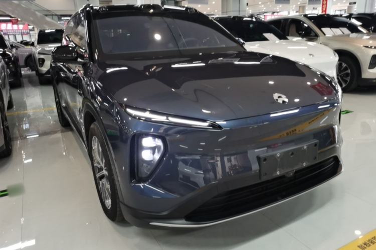 Used Nio ES6 2024 75 kWh Front Right 45 Deg