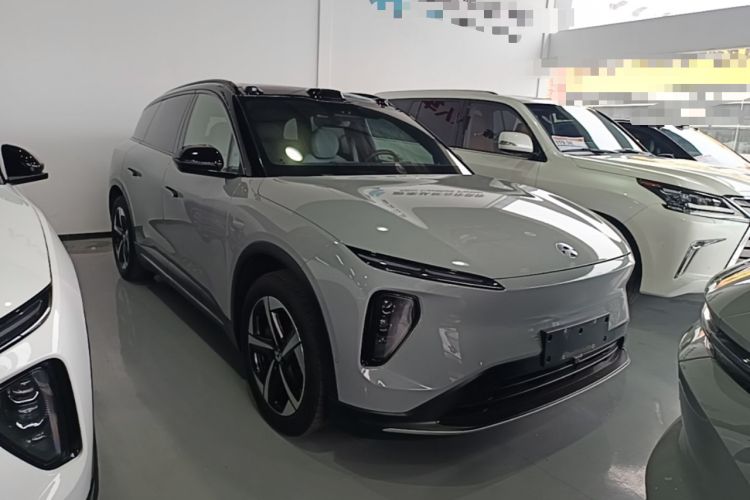 Used Nio ES6 2024 75 kWh Front Right 45 Deg