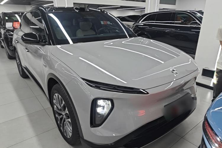 Used Nio ES6 2024 75 kWh Front Right 45 Deg