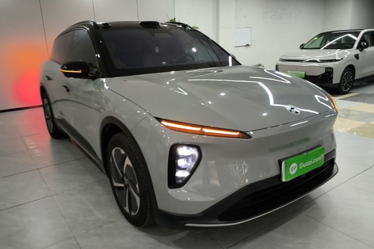 Used Nio ES6 2024 75 kWh Front Right 45 Deg