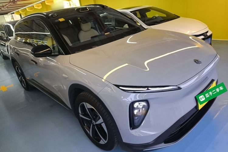 Used Nio ES6 2024 75 kWh Front Right 45 Deg