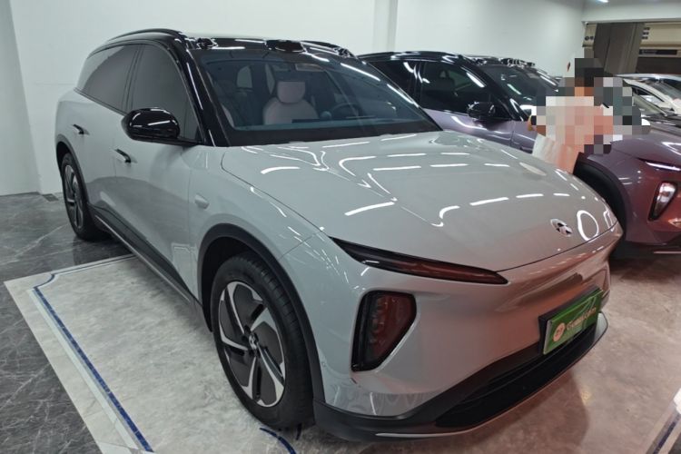 Used Nio ES6 2024 75 kWh Front Right 45 Deg