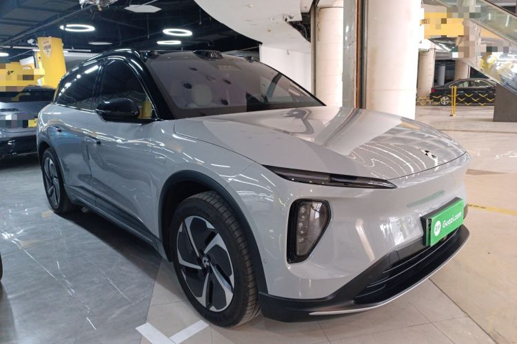 Used Nio ES6 2024 75 kWh Front Right 45 Deg