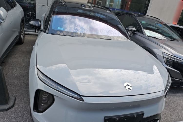 Used Nio ES6 2024 75 kWh Front