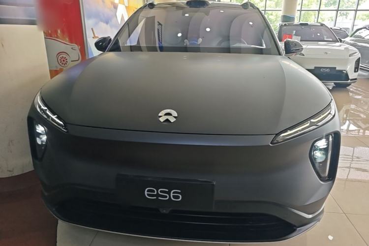 Used Nio ES6 2024 75 kWh Front