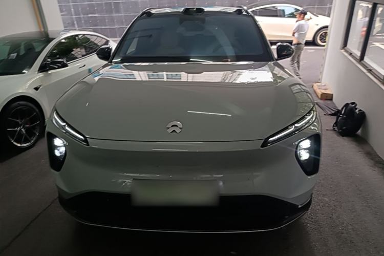 Used Nio ES6 2024 75 kWh Front