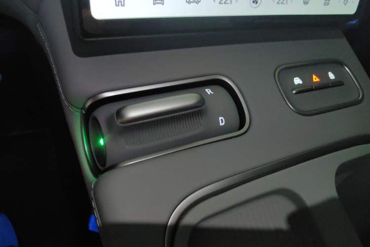 Used Nio ES6 2024 75 kWh Gear Lever