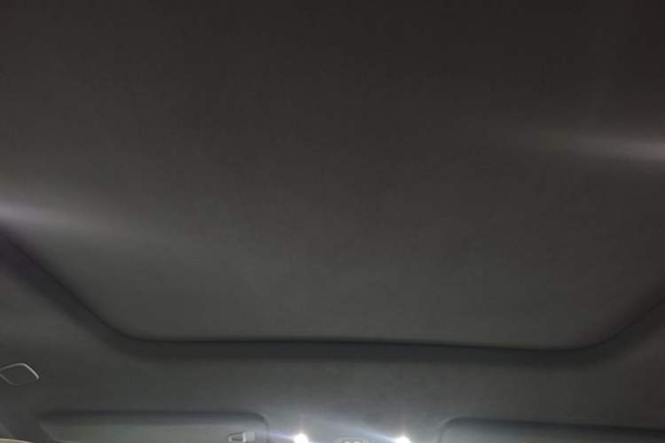 Used Nio ES6 2024 75 kWh Headliner