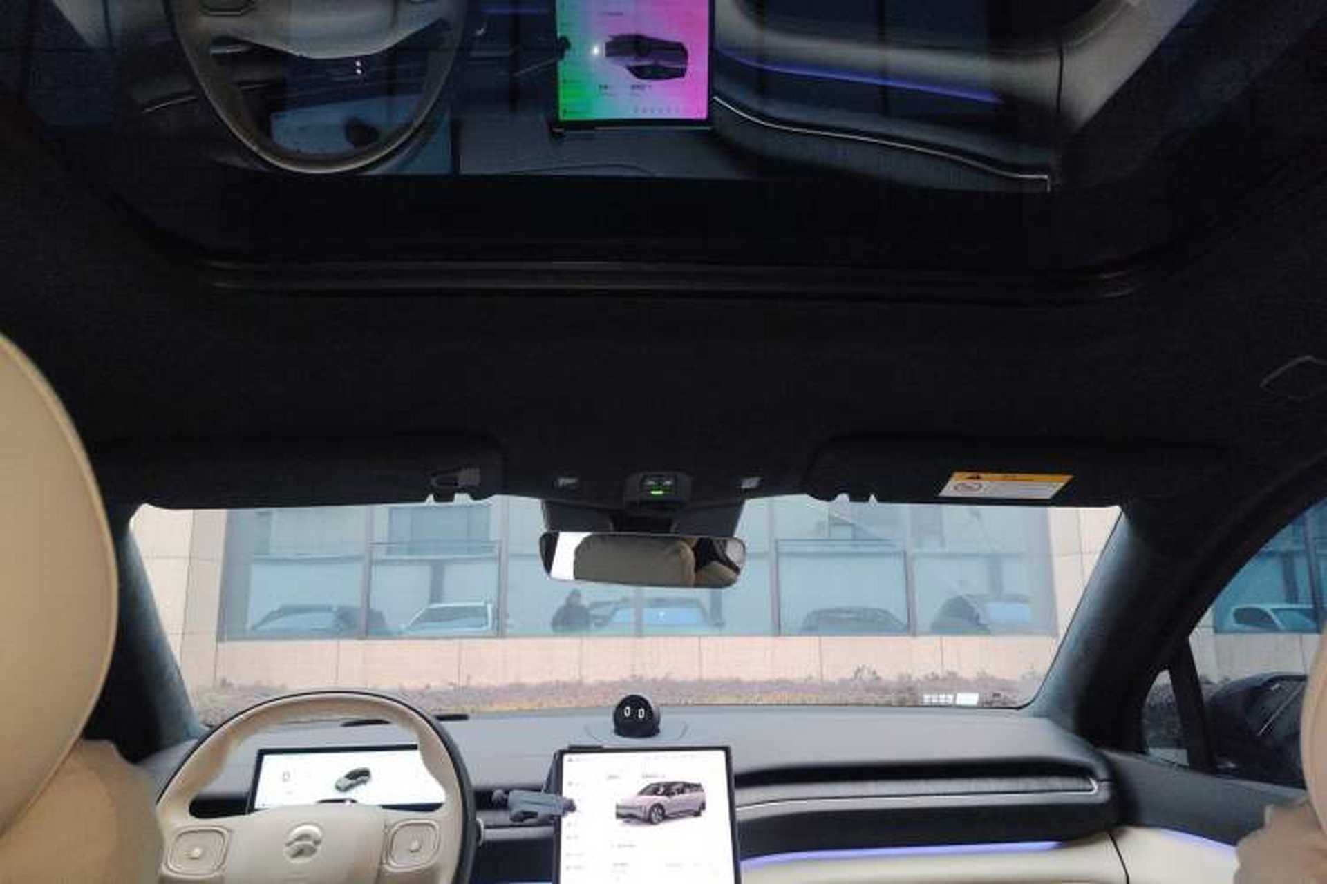 Used Nio ES6 2024 75 kWh Headliner