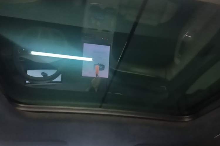 Used Nio ES6 2024 75 kWh Headliner