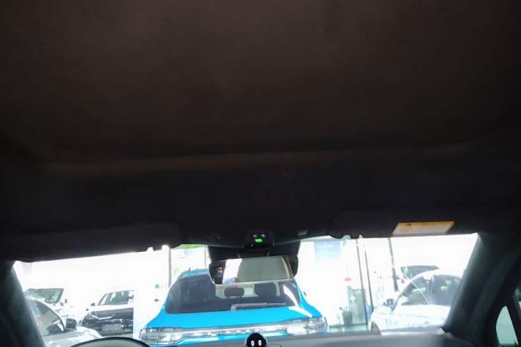 Used Nio ES6 2024 75 kWh Headliner